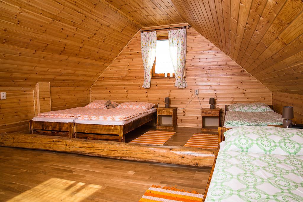 U Martinov Apartment Poniky Luaran gambar